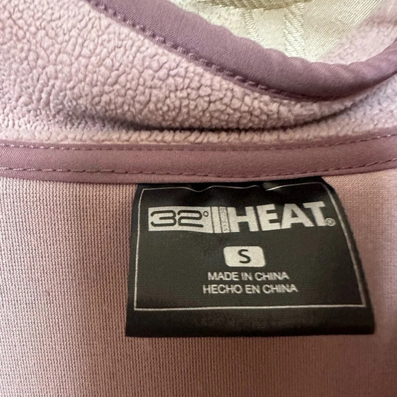 Light Purple pullover - Picture 2 of 2